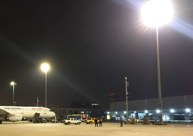 上海虹（hóng）橋機（jī）場停機坪高杆燈