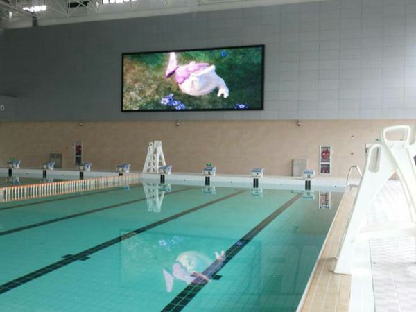 上海交通大學遊泳館led室內全彩顯示屏（píng）