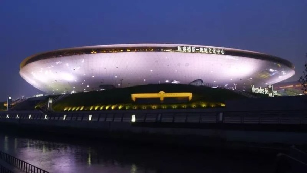 上海梅賽德斯奔（bēn）馳文化中心（xīn）建築