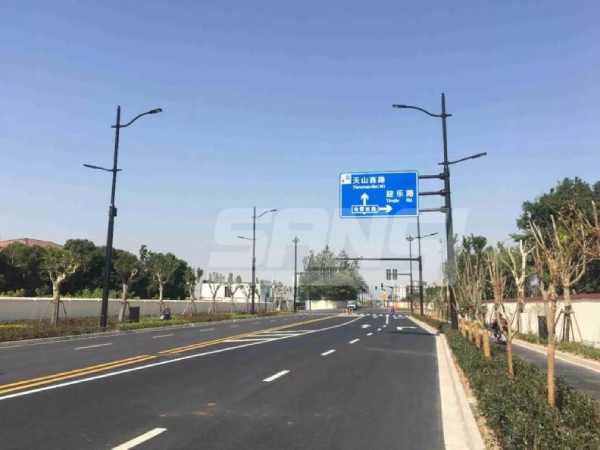 婷婷婷影院（sī）多杆合一道路照明