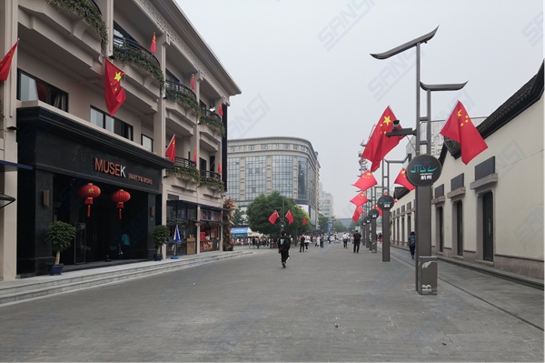 杭州湖濱路智慧路（lù）燈