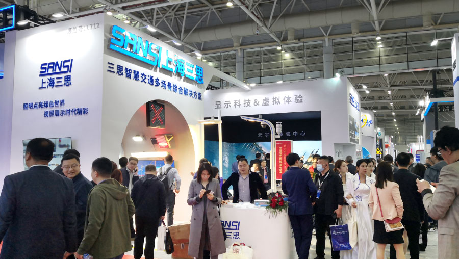  高速展現場/婷婷婷影院實拍