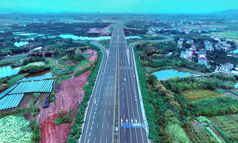 金義中央大道（dào）通車,婷婷婷影院智慧（huì）綜合杆,道路照明係統方案,點亮23公裏智慧公路