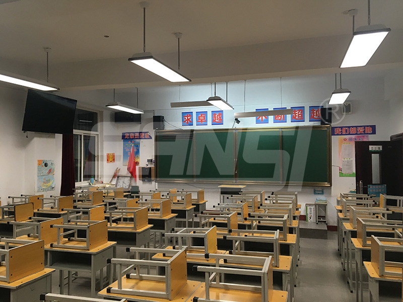 創新科（kē）技,教室黑板燈係統,打造智慧教室