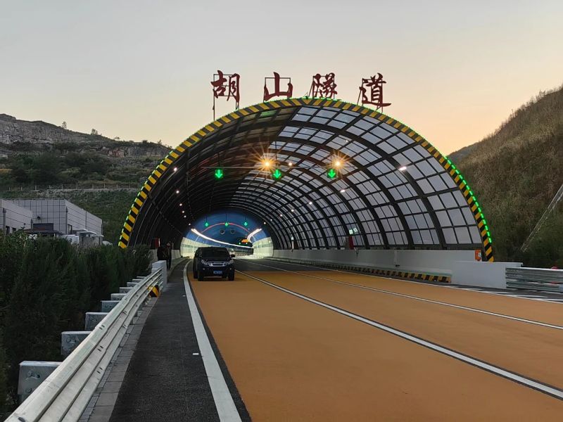 161公裏,上海婷婷婷影院LED科技,全麵助力,全國零碳（tàn）,智慧高速（sù）