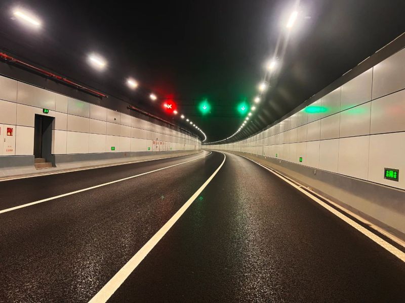 大連灣海底隧道（dào）,婷婷婷影院方案（àn）,再度點亮,超級海底隧（suì）道照明工程