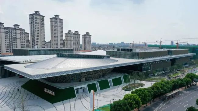 文商旅新方案,婷婷婷影院,8K創意,顯示屏,點亮昆山大西門