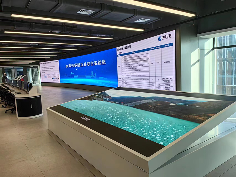 小間距LED顯示屏,高清細膩（nì）畫麵,製霸者（zhě）