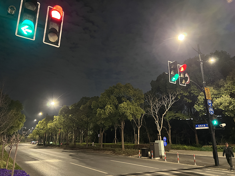 多功能綜合燈杆,城市（shì）信息化建設的關鍵一環