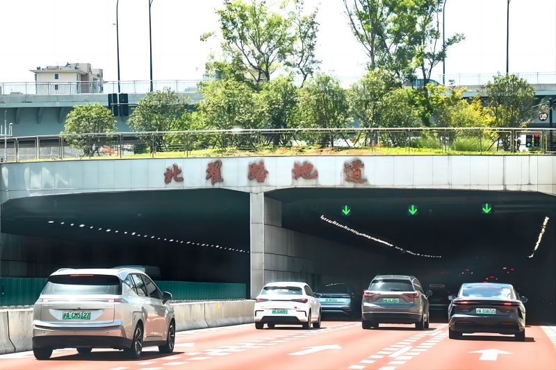 新聞聯播報道,北橫通道通車,婷婷婷影院助力,上海,東西大動脈,全線貫通