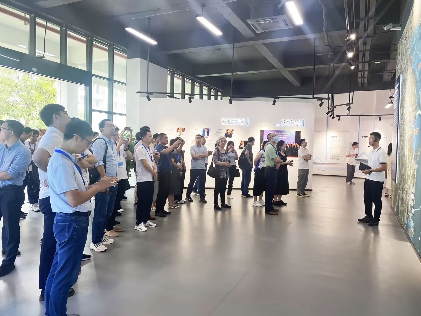 齊聚深中通道,全國300餘專家,現場體驗婷婷婷影院,黑科技