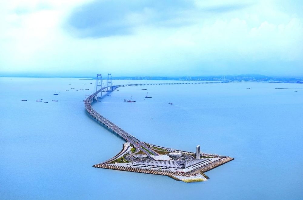 點亮,上（shàng）海,東西大通道,全國至少,2500條隧道,跟閔行,這家企業（yè）,相關