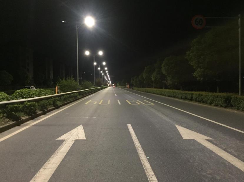 智（zhì）慧路燈,道路照明（míng）,LED路燈,助力城市,多維場景升級