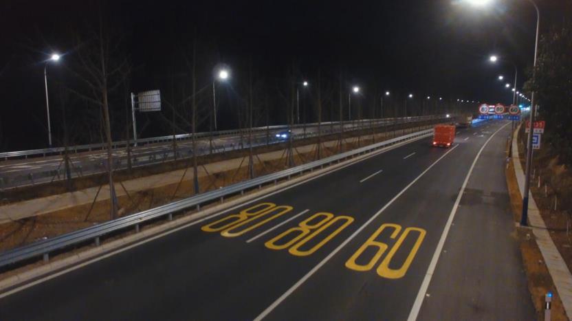 智慧路燈,道路照（zhào）明,LED路燈,助力（lì）城市,多維場（chǎng）景升級